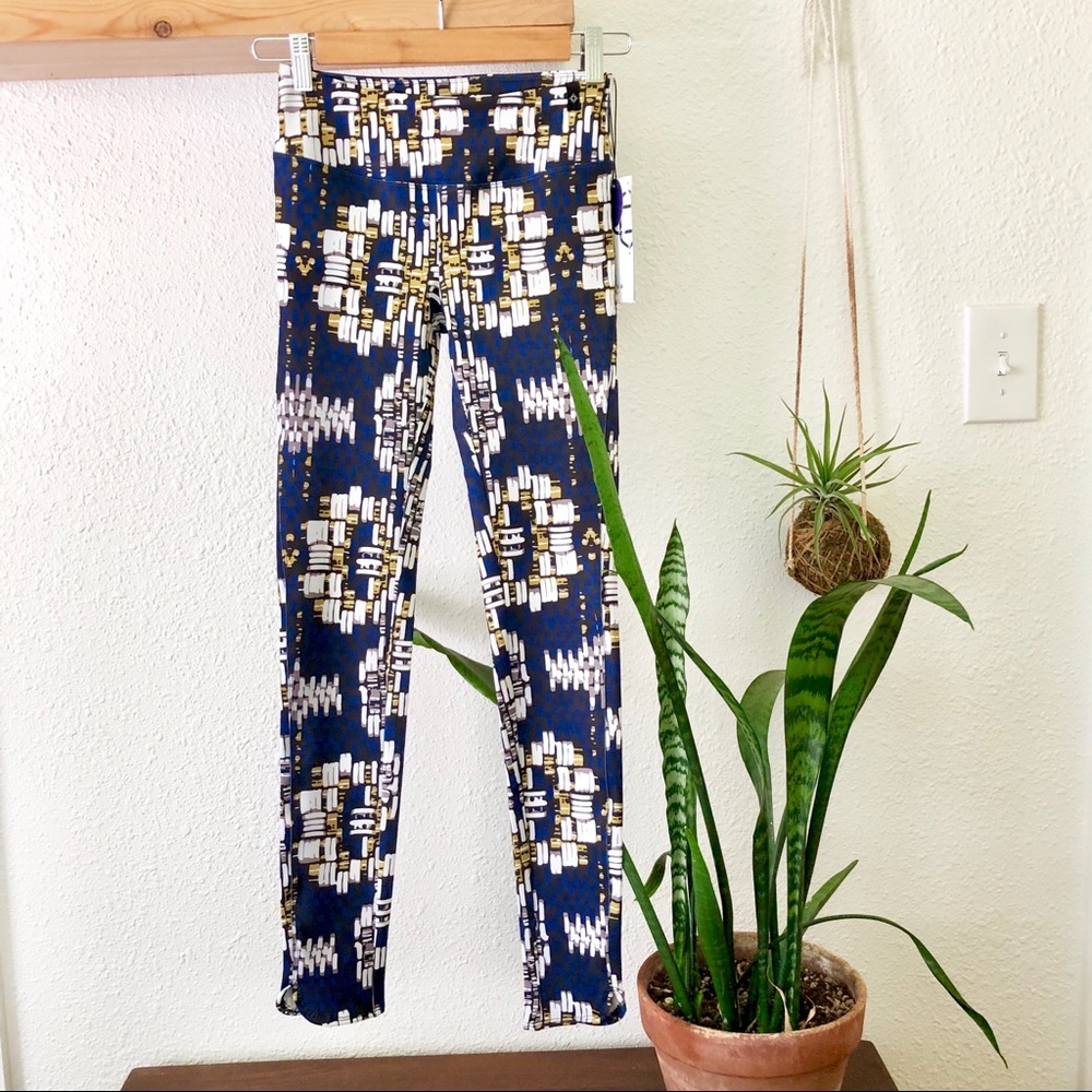 Satva Living Anya yoga legging